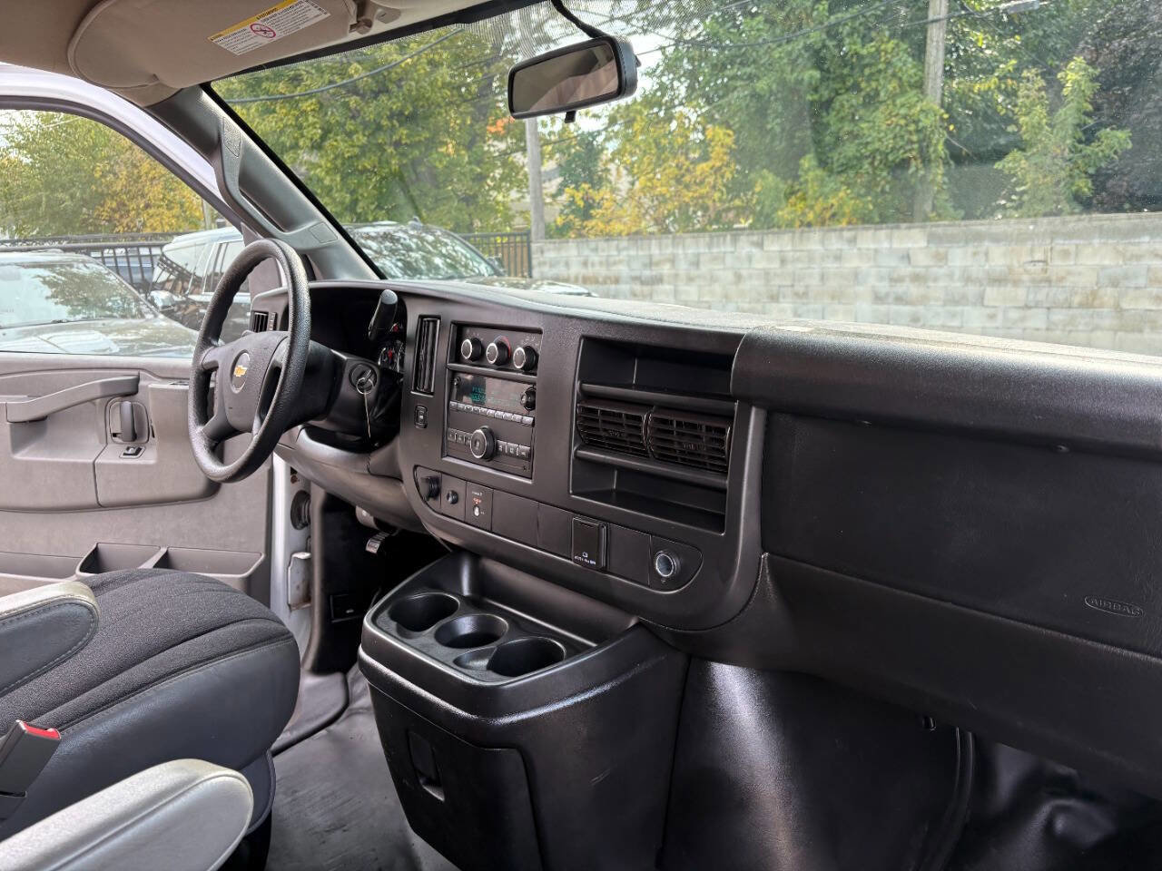 Used 2018 Chevrolet Express 2500 w/ Driver Convenience Package image 19