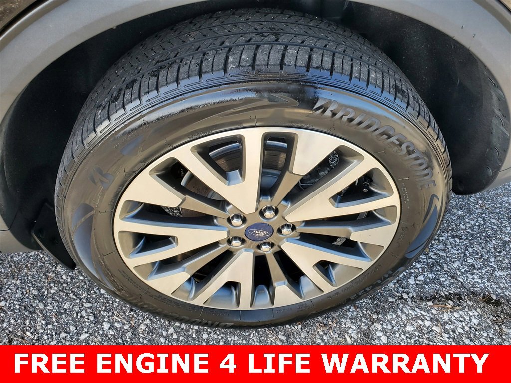 Used 2021 Ford Escape Titanium w/ Class II Trailer Tow Package image 32