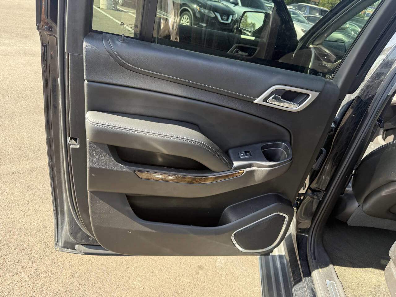 Used 2016 GMC Yukon XL Denali w/ Open Road Package image 25