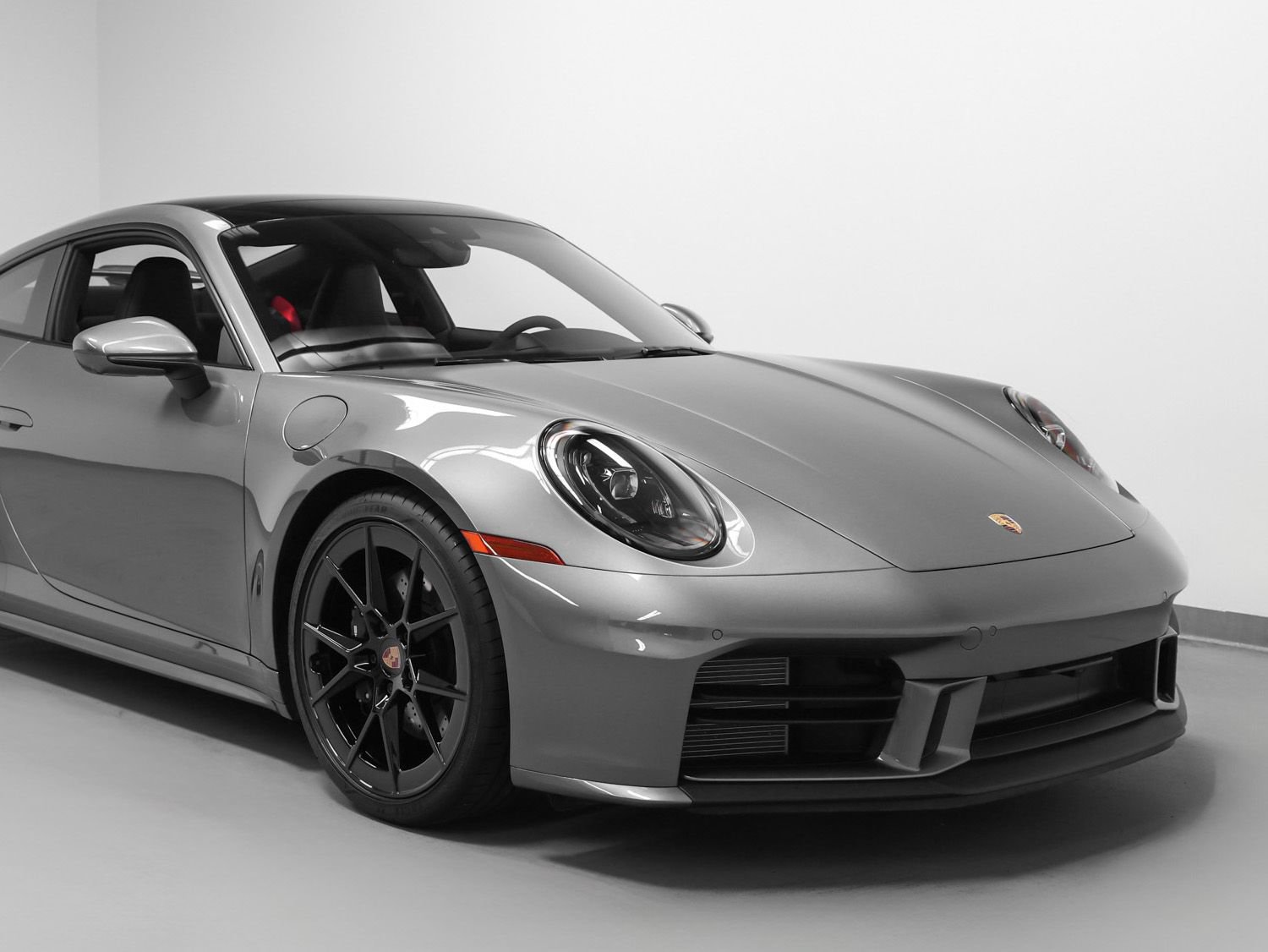 Certified 2026 Porsche 911 Carrera T RWD image 9