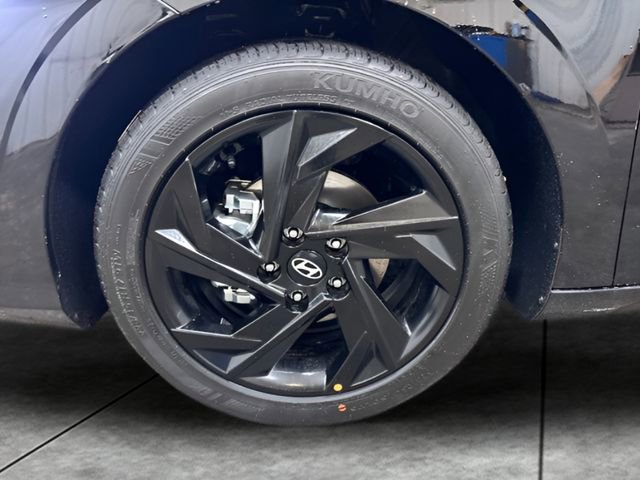 New 2026 Hyundai Elantra Sport image 25