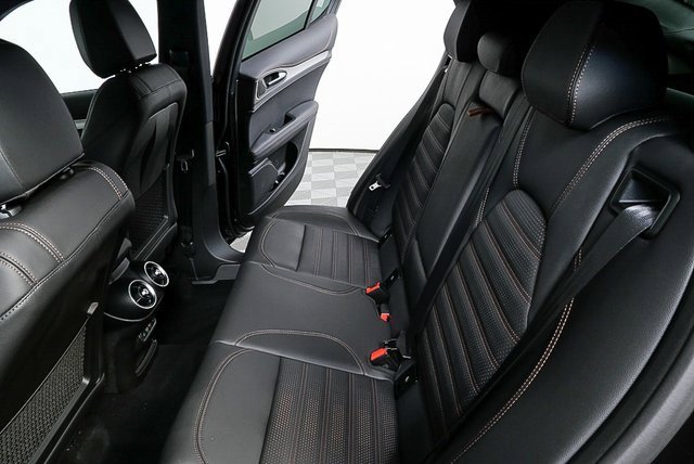 New 2025 Alfa Romeo Stelvio Sprint image 21