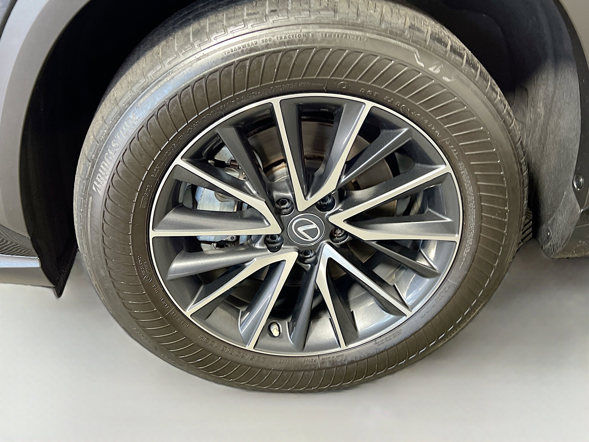 Used 2023 Lexus NX 250 FWD w/ Towing Package (2000 Lbs) image 14