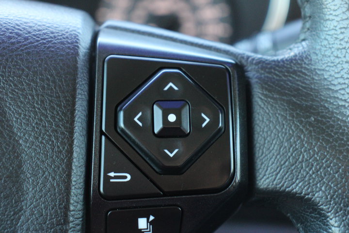 Used 2020 Toyota Sequoia Platinum AWD/4WD image 32