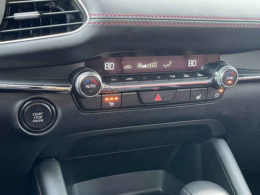 Used 2025 MAZDA MAZDA3 s image 25