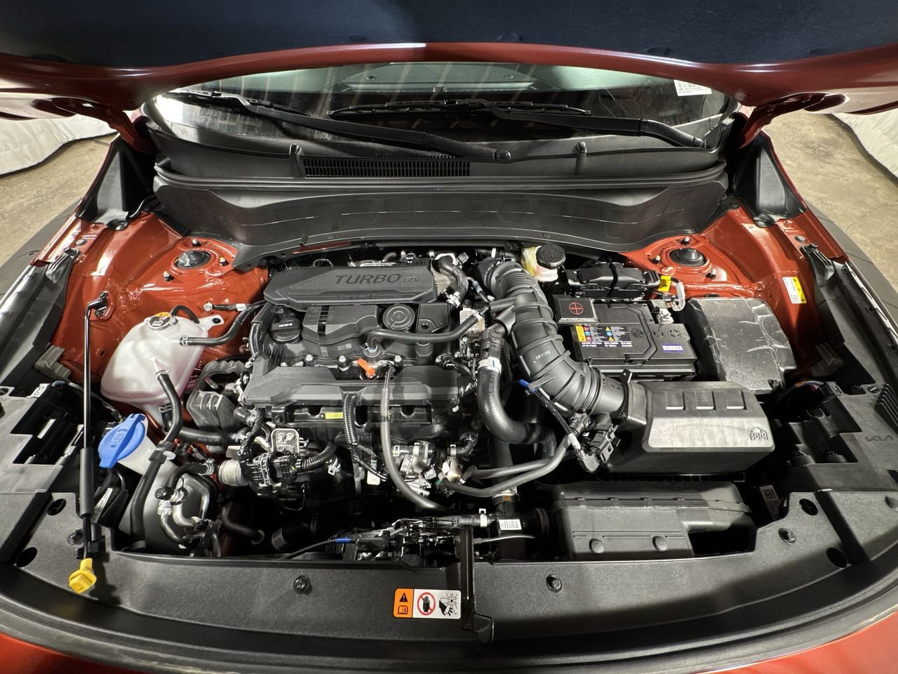 Certified 2025 Kia Seltos SX w/ SX Sunroof Package image 32