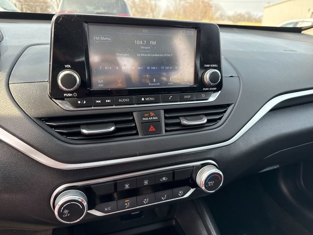 Used 2022 Nissan Altima 2.5 S image 13