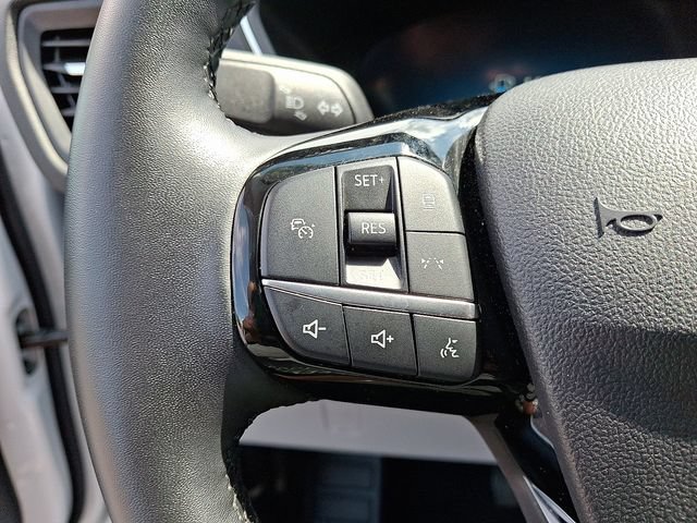 Certified 2025 Ford Escape Platinum AWD/4WD image 21