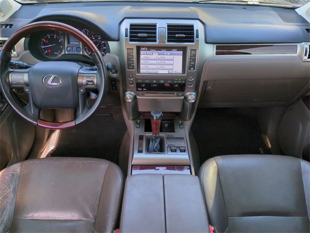 Used 2011 Lexus GX 460 image 17