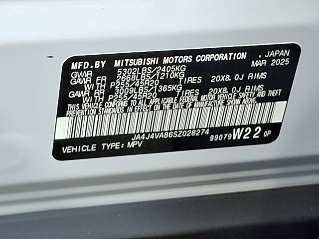 New 2025 Mitsubishi Outlander SE image 18