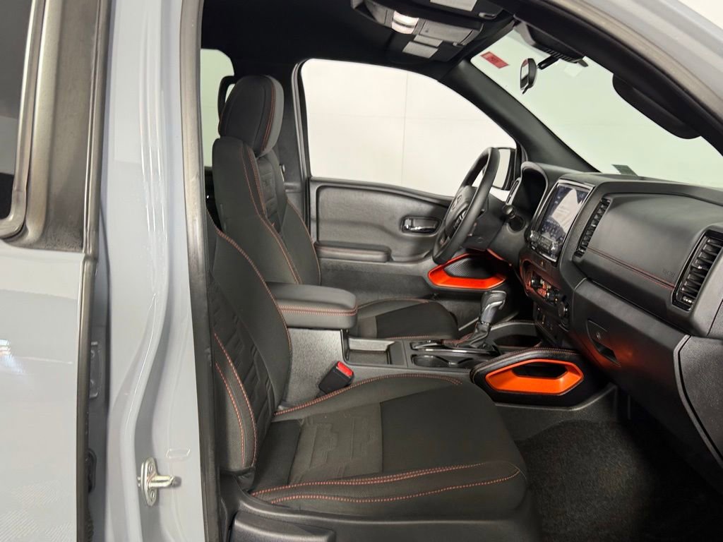 Used 2023 Nissan Frontier Pro-X w/ Technology Package image 28