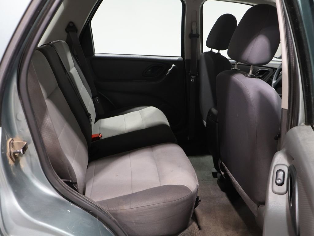 Used 2007 Ford Escape XLS image 18