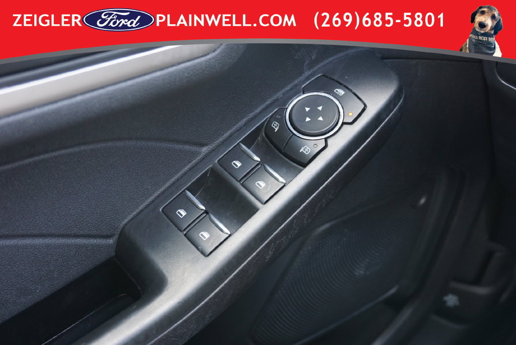 Used 2022 Ford Escape SE w/ Cold Weather Package AWD/4WD image 27