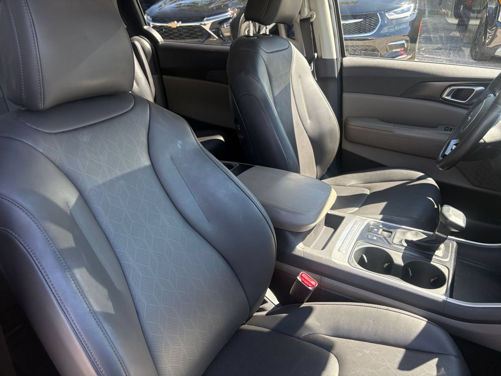 Used 2026 Kia Carnival FWD image 31