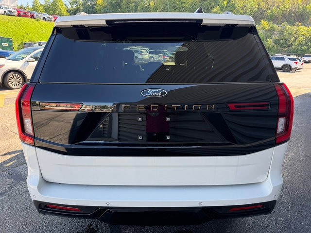 Certified 2025 Ford Expedition Tremor AWD/4WD image 6