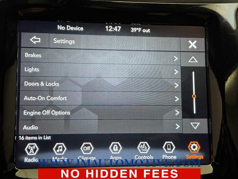 Used 2019 Jeep Cherokee Limited image 31