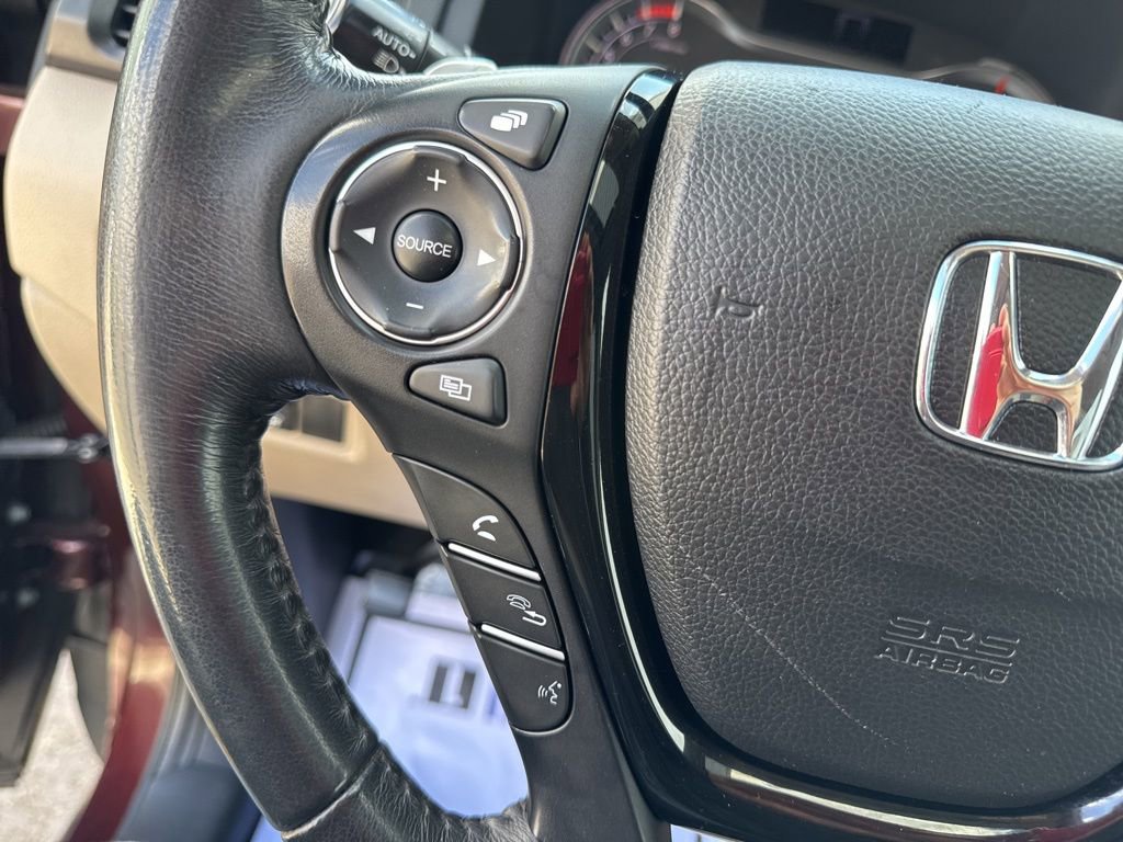 Used 2017 Honda Pilot Touring image 21
