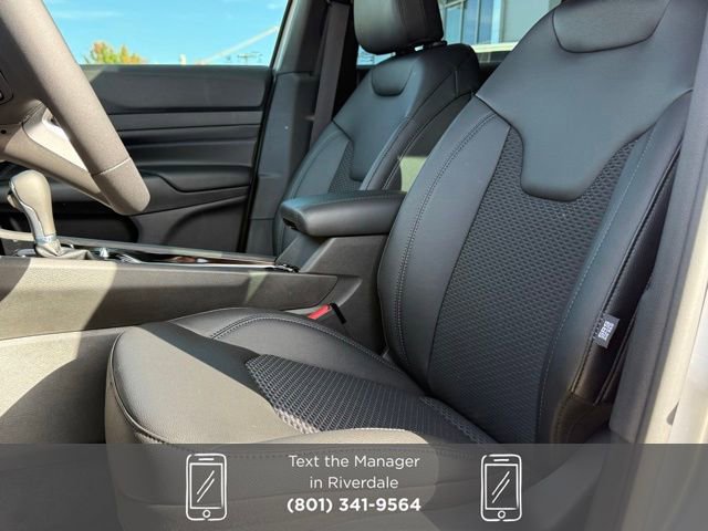 New 2025 Jeep Compass Latitude w/ Sun & Sound Group image 2