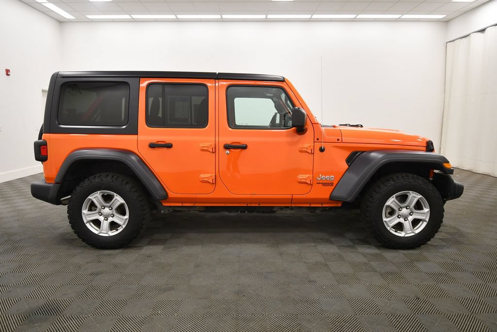 Used 2018 Jeep Wrangler Unlimited Sport S AWD/4WD image 9