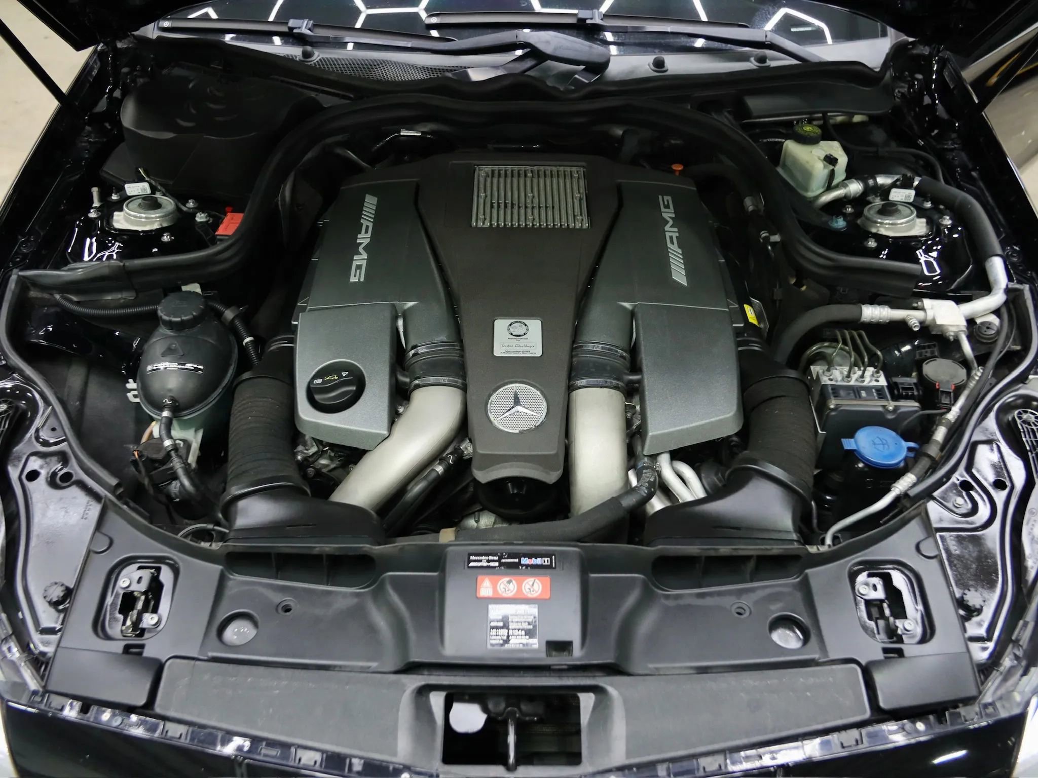 Used 2012 Mercedes-Benz CLS 63 AMG image 42