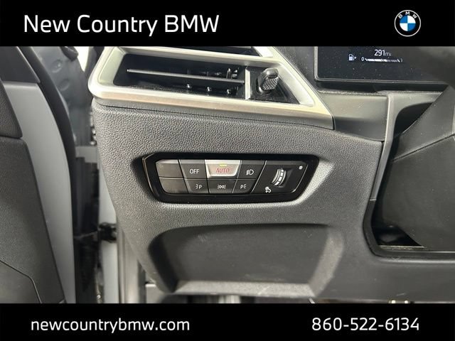 Used 2026 BMW 330i xDrive Sedan w/ M Sport Package AWD/4WD image 13