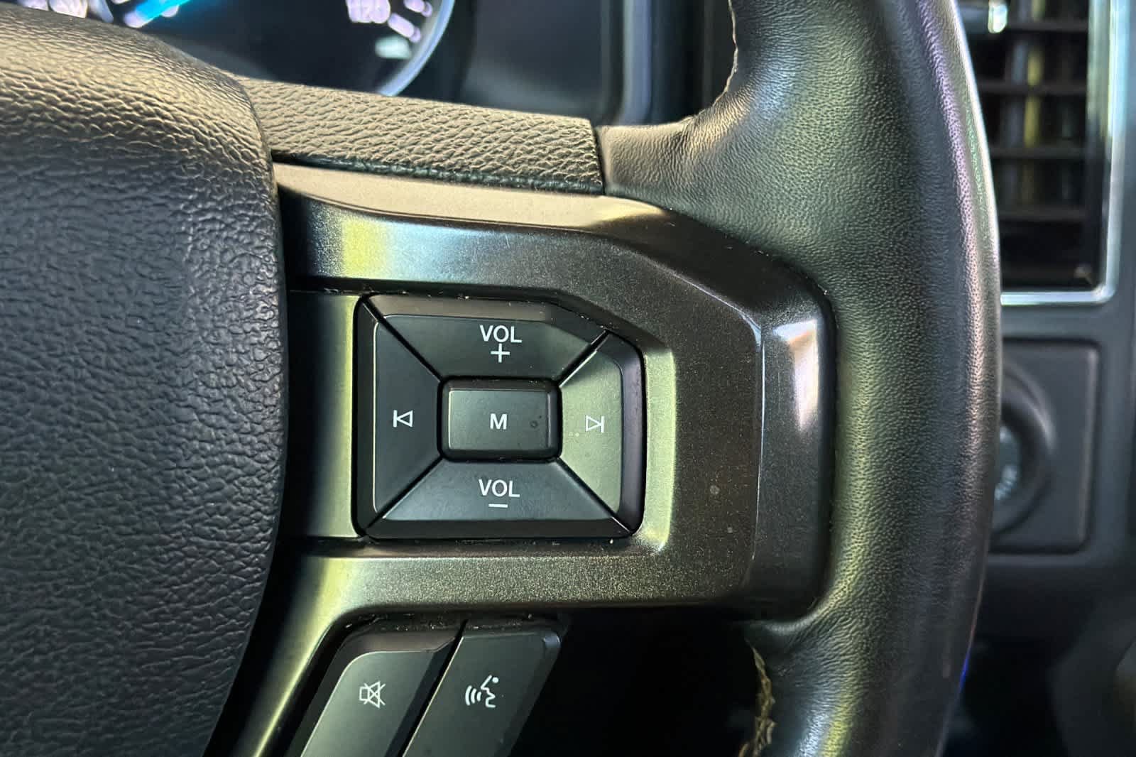 Used 2021 Ford Expedition Max Limited AWD/4WD image 29