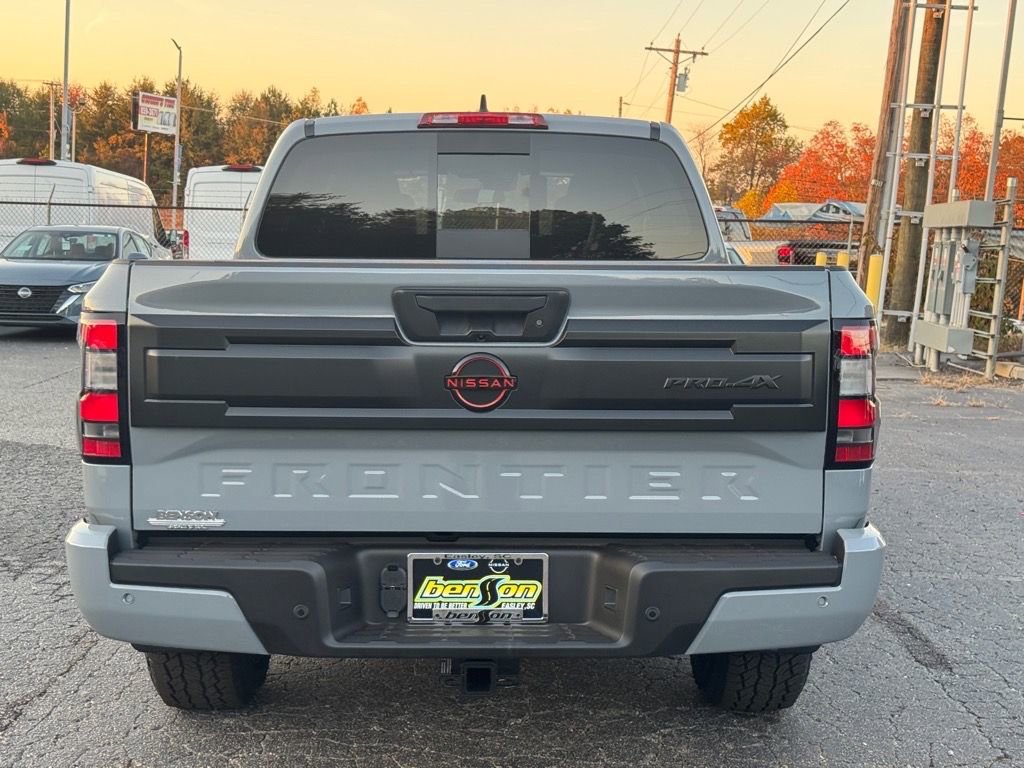 New 2026 Nissan Frontier PRO-4X w/ Pro-4x Convenience Package image 4