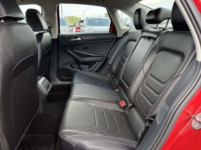 Used 2022 Volkswagen Jetta SEL FWD image 17