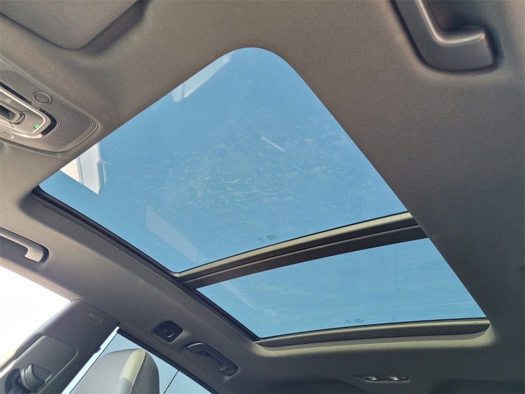 Used 2019 Audi Q8 Prestige image 16