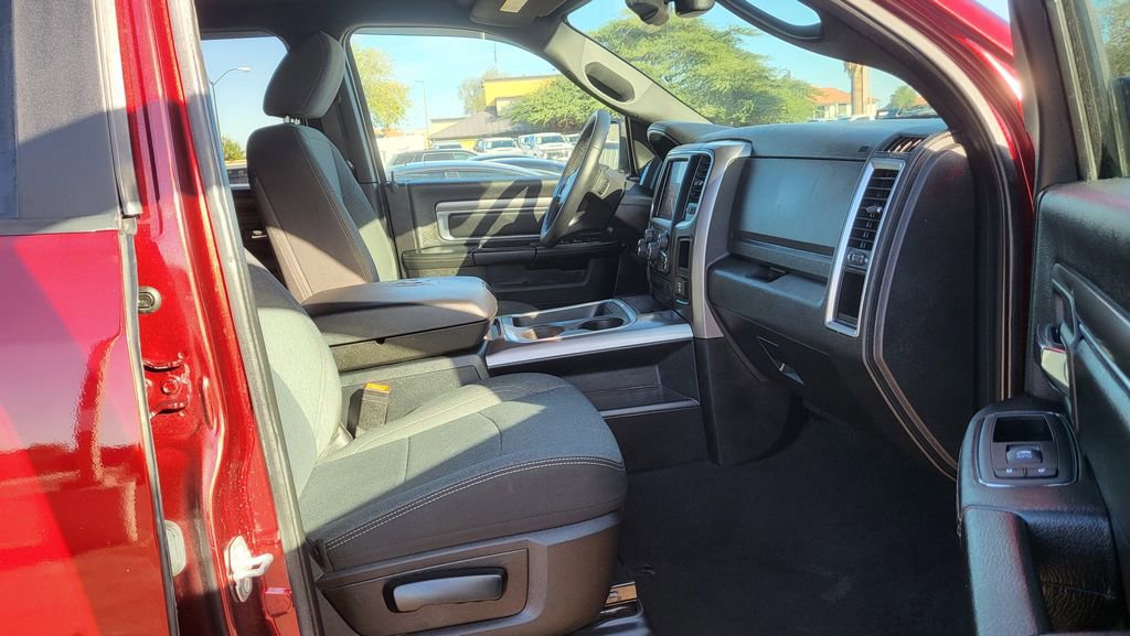 Used 2021 RAM 1500 Classic Warlock w/ Luxury Group image 16