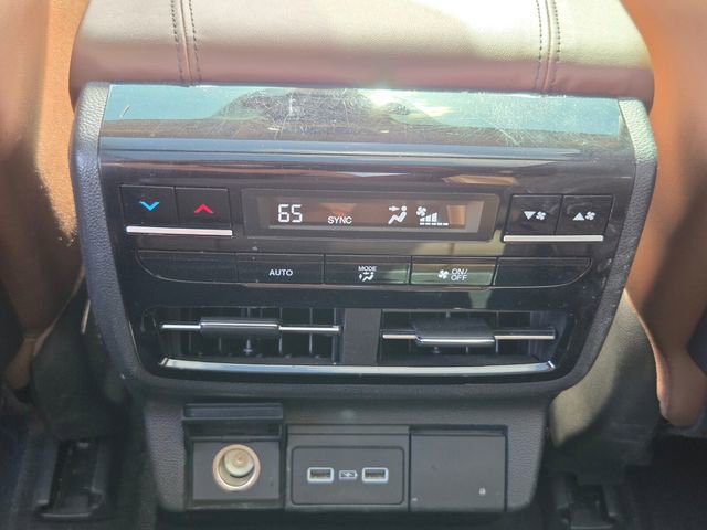 Used 2024 Acura MDX SH-AWD w/ Technology Package image 13