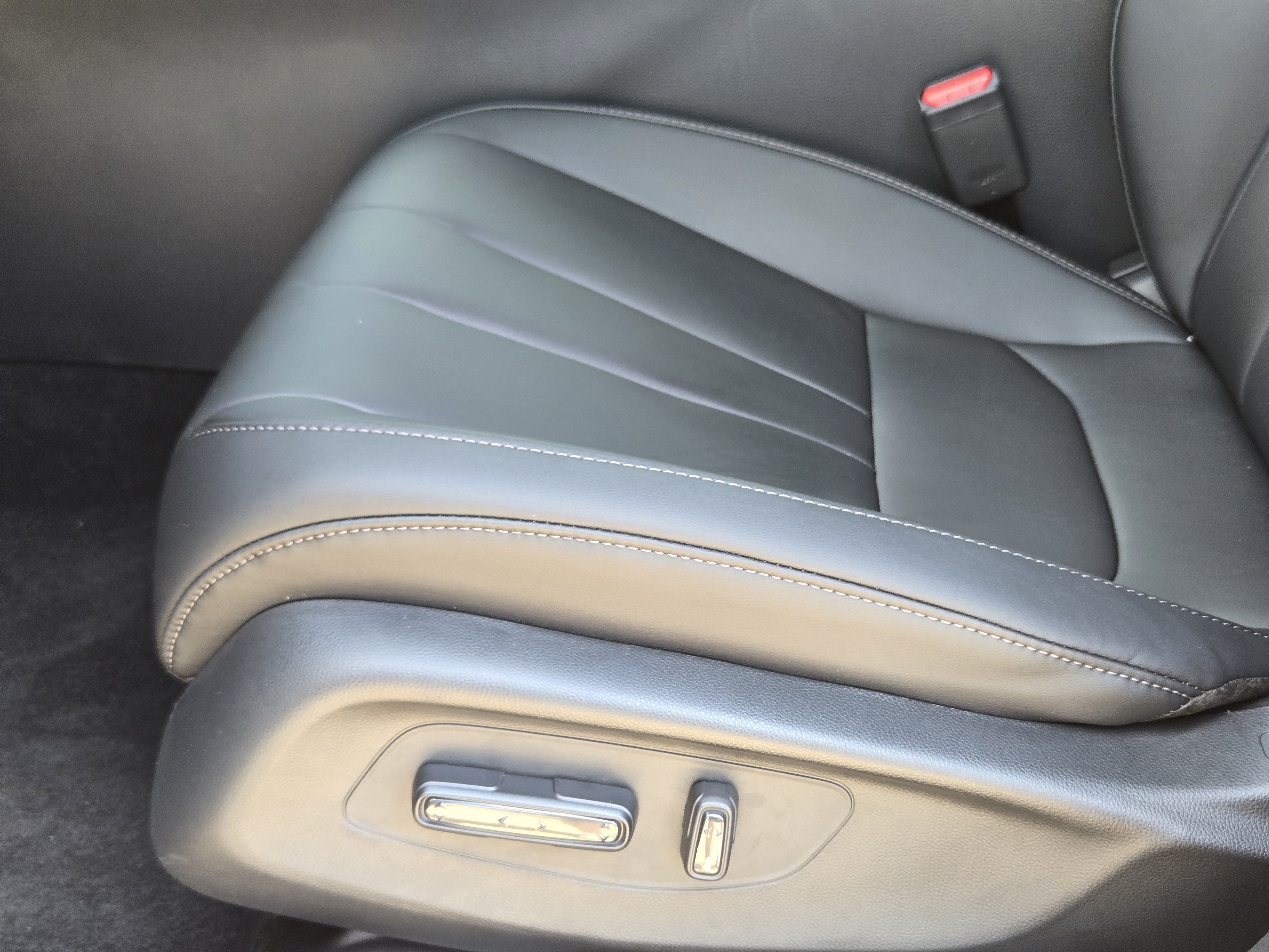 New 2026 Acura ADX AWD image 17