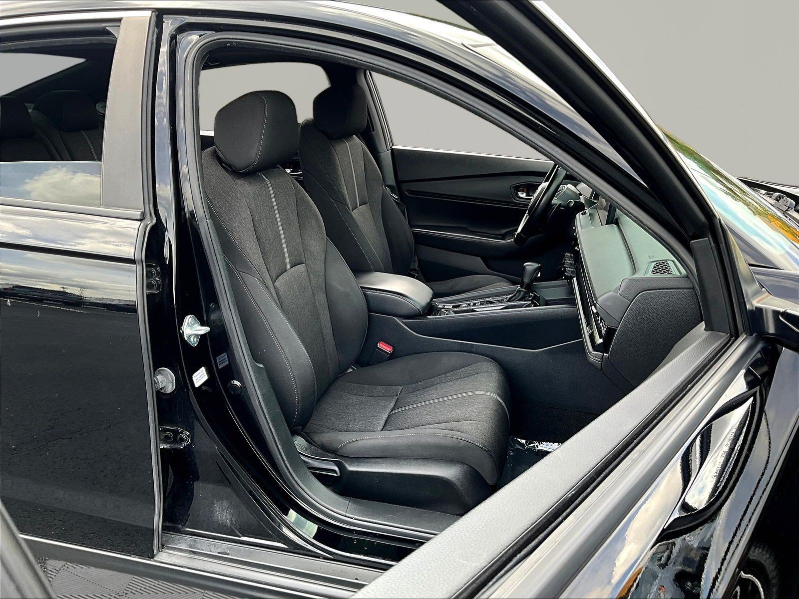 Used 2024 Honda Accord Sport image 28
