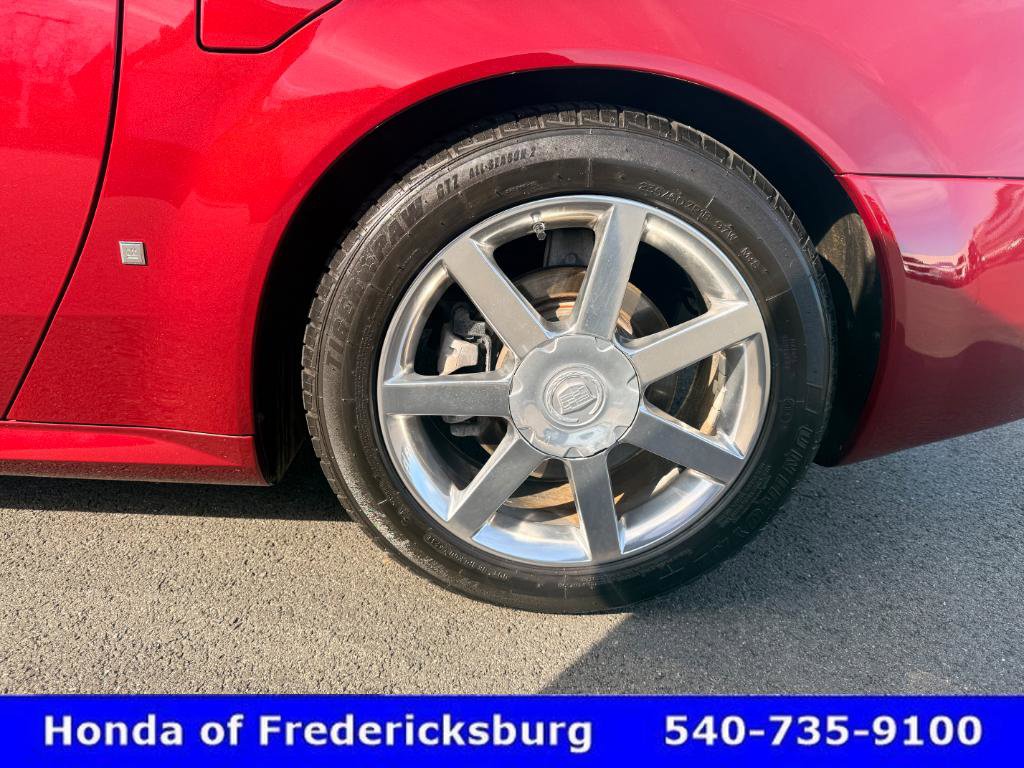 Used 2007 Cadillac XLR image 11
