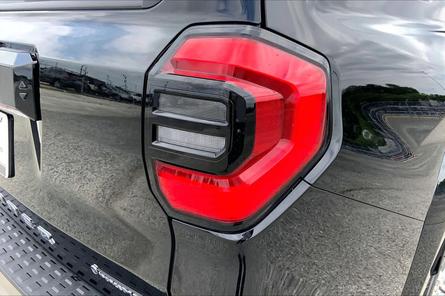 Certified 2025 Toyota 4Runner Limited AWD/4WD image 30