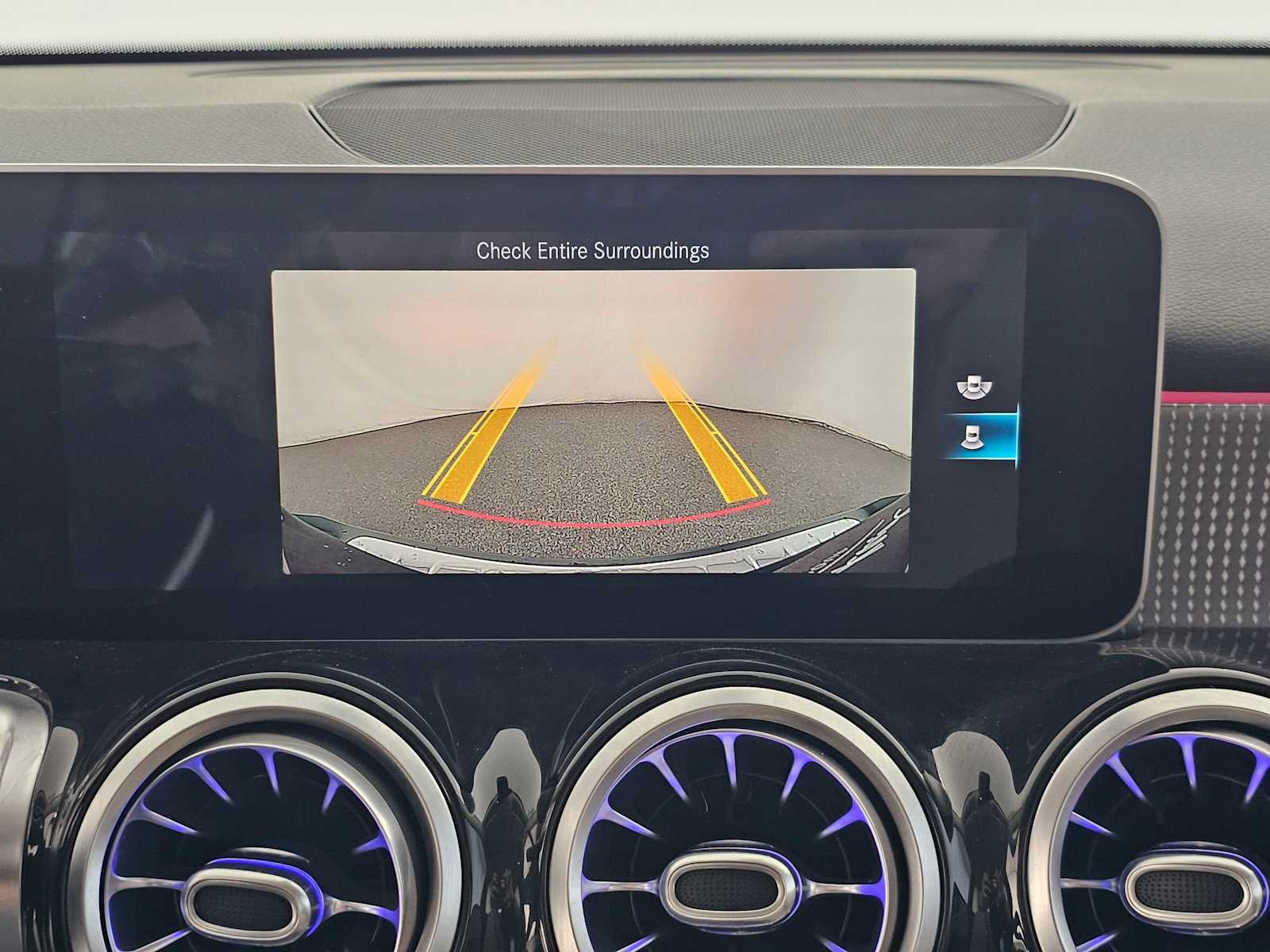 Certified 2020 Mercedes-Benz GLB 250 image 27
