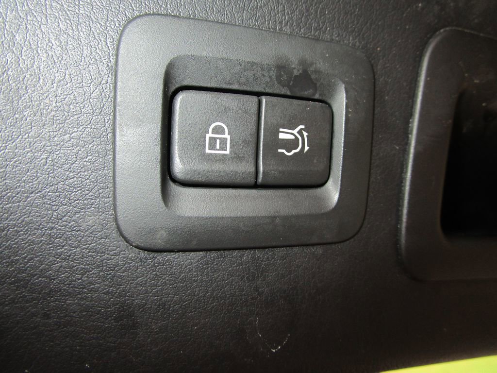 Used 2024 MAZDA CX-90 3.3 Turbo w/ Premium Package image 12