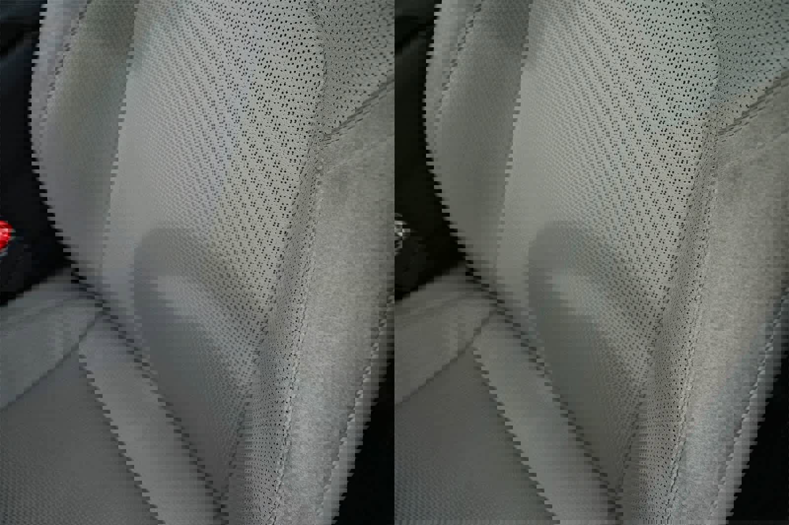 Used 2025 Toyota Camry XLE image 19