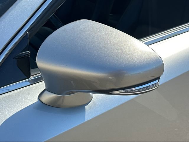 Used 2016 Lexus IS 200t image 38