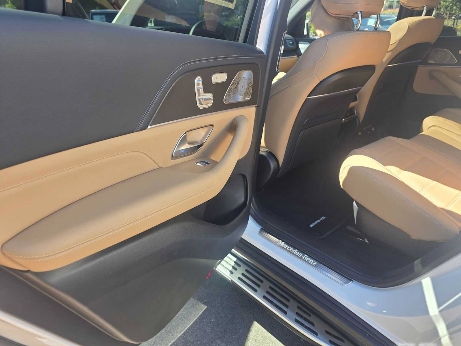 Used 2026 Mercedes-Benz GLS 580 4MATIC image 19