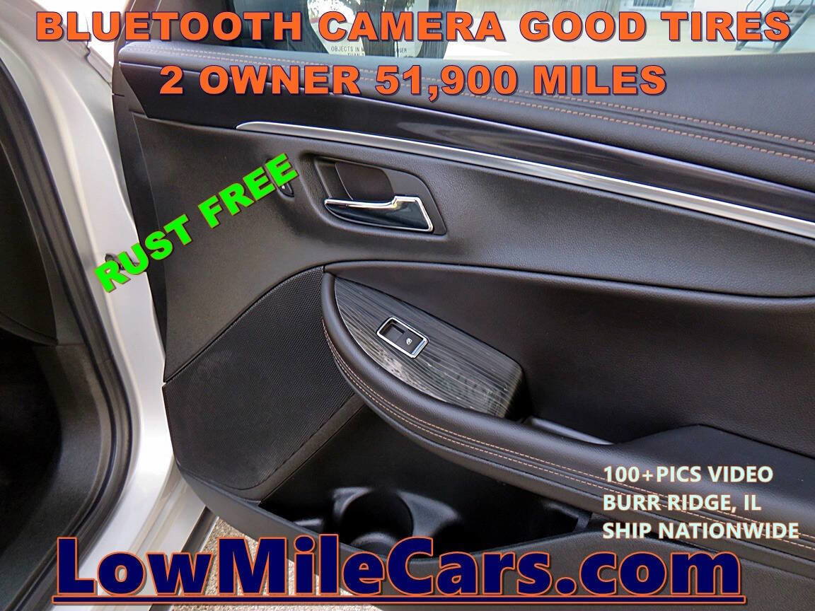 Used 2017 Chevrolet Impala LT w/ Convenience Package image 41