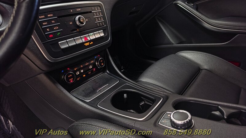 Used 2018 Mercedes-Benz CLA 250 image 19