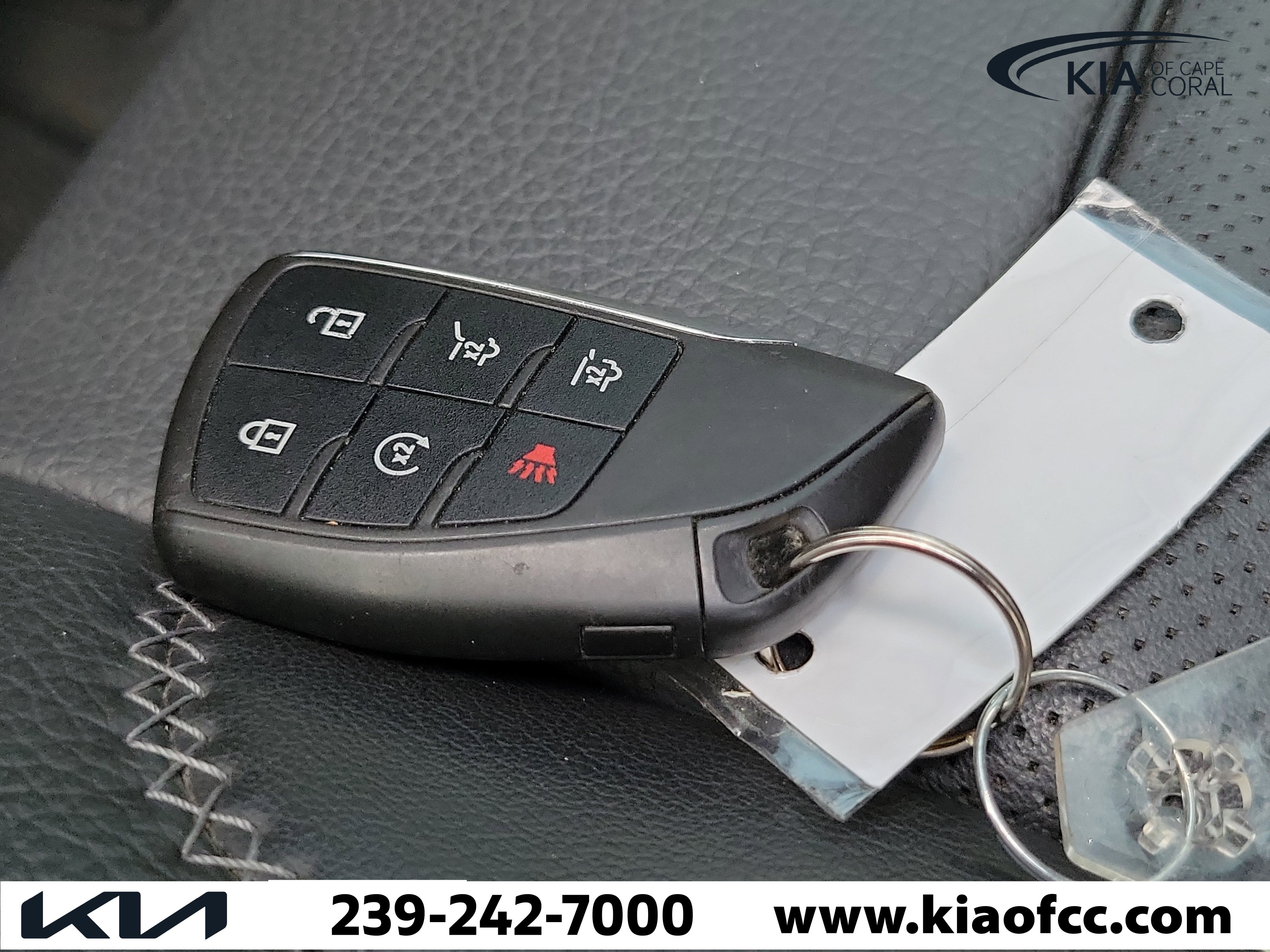 Used 2021 GMC Yukon XL Denali w/ Advanced Technology Package image 30