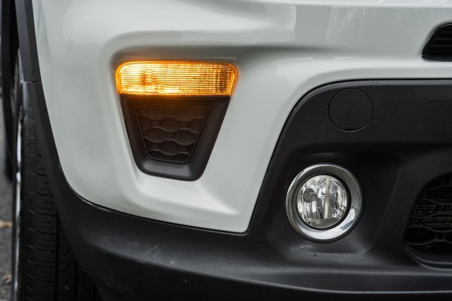 Used 2019 Jeep Renegade Latitude w/ Cold Weather Group image 24