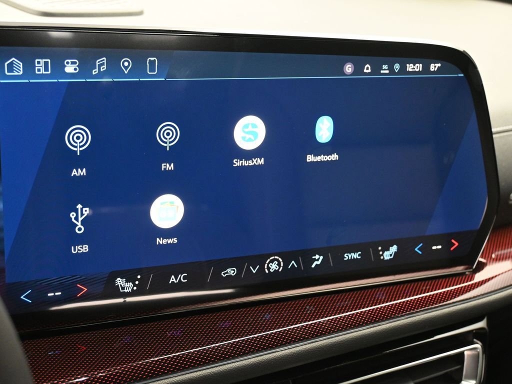 New 2026 Chevrolet Traverse Z71 w/ Enhanced Driving Package AWD/4WD image 23