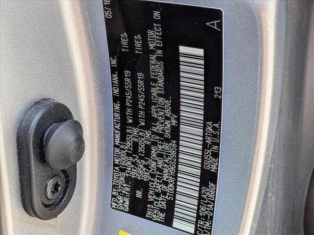 Used 2016 Toyota Highlander Limited Platinum image 18