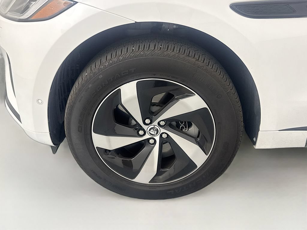 New 2026 Jaguar F-PACE R-Dynamic S AWD/4WD image 31
