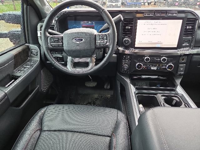 Used 2024 Ford F250 Lariat w/ Lariat Ultimate Package AWD/4WD image 7