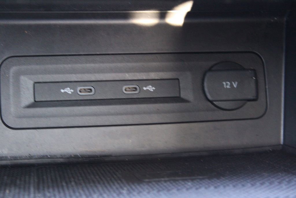 Used 2022 Volkswagen Atlas SE image 42