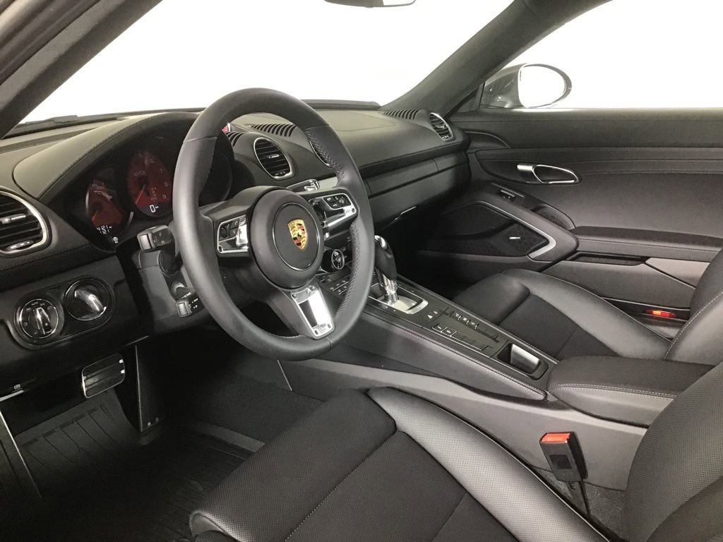 Certified 2024 Porsche 718 Cayman GTS RWD image 4